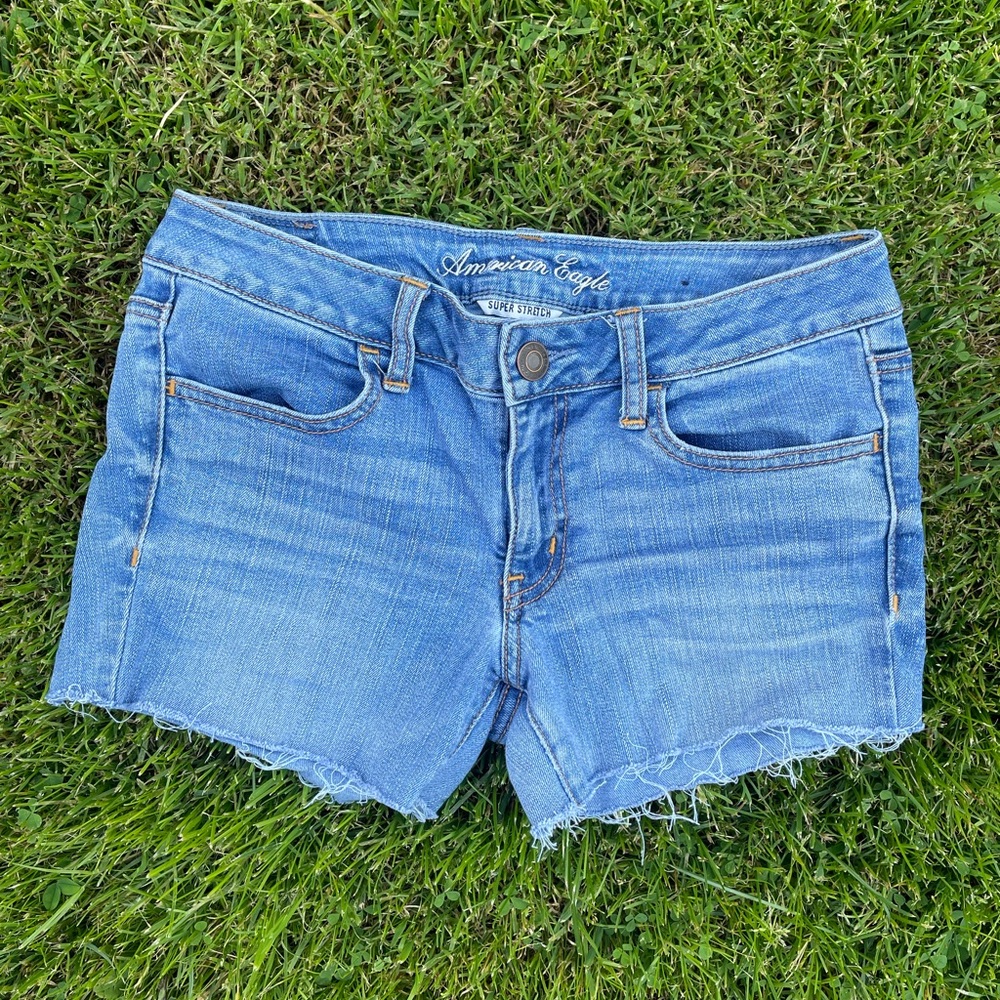 American Eagle shorts size 6
